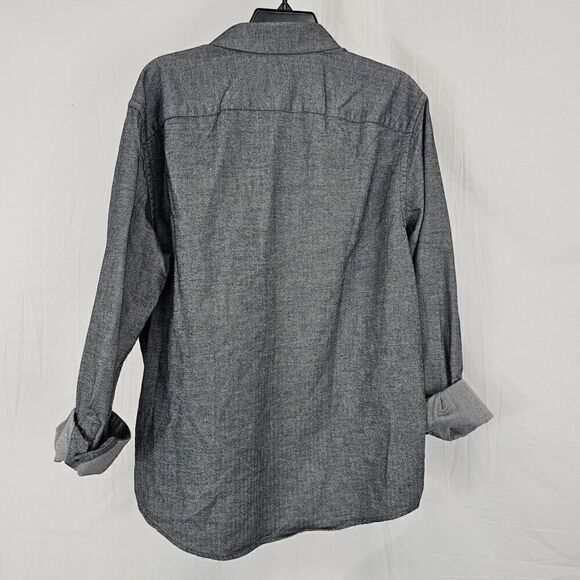 Untuckit Librando Flannel Button Down Men's Size Large Printed Gray Black White - Picture 6 of 6